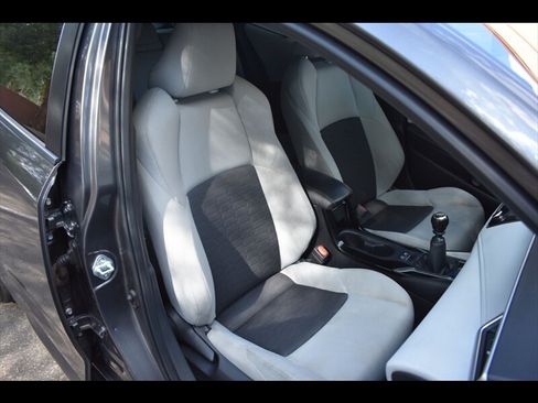 Used 2021 Toyota Corolla SE w/ Carpet Mat Package (TMS) FWD image 32