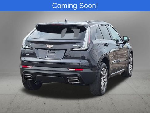 Used 2023 Cadillac XT4 Sport w/ Cold Weather Package AWD/4WD image 6