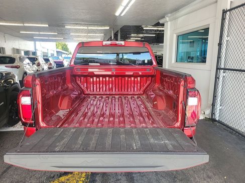 Certified 2024 GMC Canyon Elevation image 13