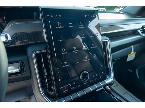 New 2026 GMC Yukon Elevation w/ Elevation Premium Package AWD/4WD image 24