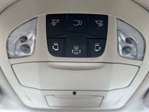 Certified 2022 Chrysler Pacifica Touring-L FWD image 21