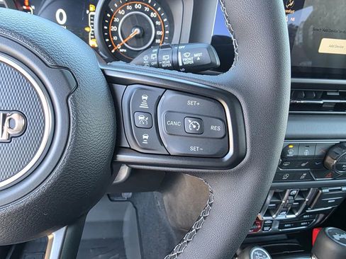 New 2026 Jeep Wrangler Unlimited Rubicon image 17