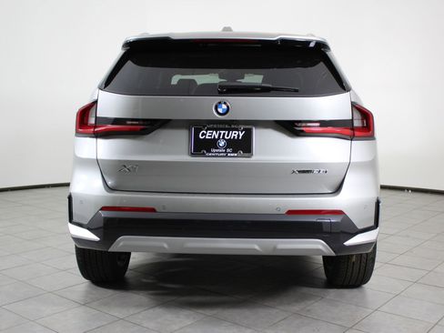 New 2026 BMW X1 xDrive28i w/ Convenience Package image 10