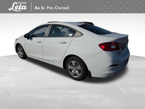 Used 2017 Chevrolet Cruze LS image 6