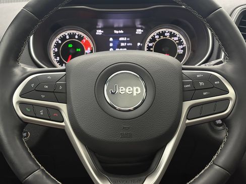 Used 2021 Jeep Cherokee Latitude Lux 80th Anniv w/ Quick Order Package 26U 80TH AWD/4WD image 21