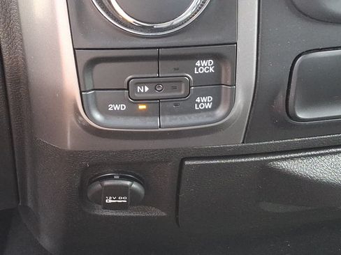 Certified 2024 RAM 1500 Warlock AWD/4WD image 23