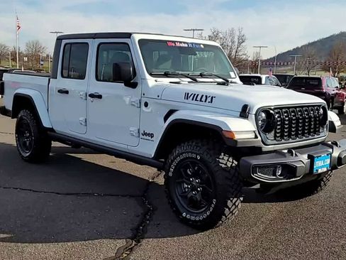 New 2026 Jeep Gladiator Sport image 2