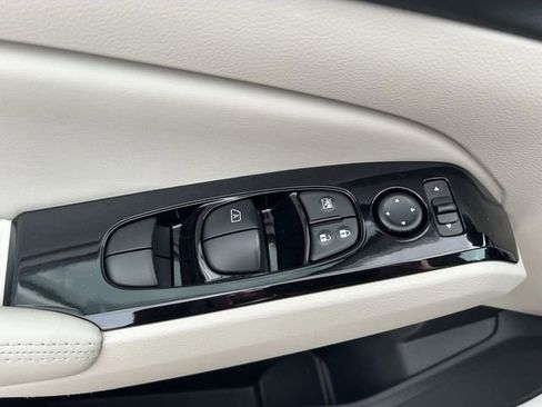 Used 2023 Nissan Altima 2.5 SV image 22