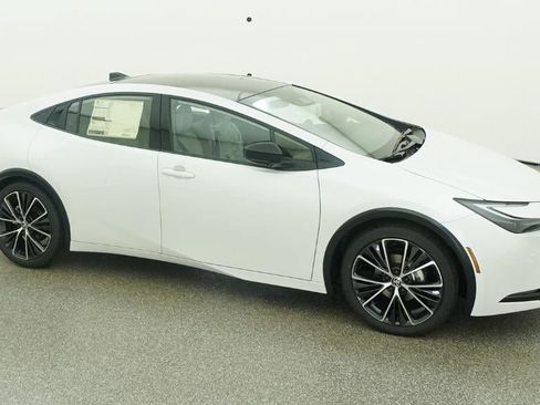New 2026 Toyota Prius Limited FWD image 12
