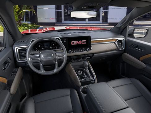 New 2026 GMC Canyon Denali image 15