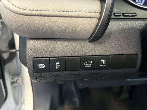 Used 2024 Toyota Camry LE image 17