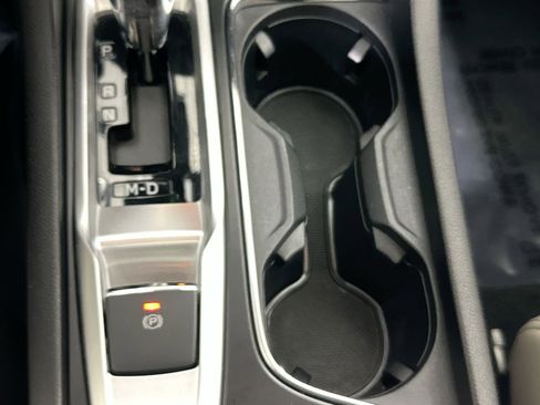 Used 2023 Subaru Ascent Limited image 28