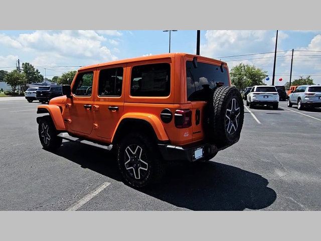 New 2025 Jeep Wrangler Unlimited Sahara AWD/4WD image 28