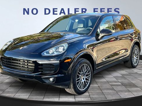 Used 2017 Porsche Cayenne Platinum Edition image 1