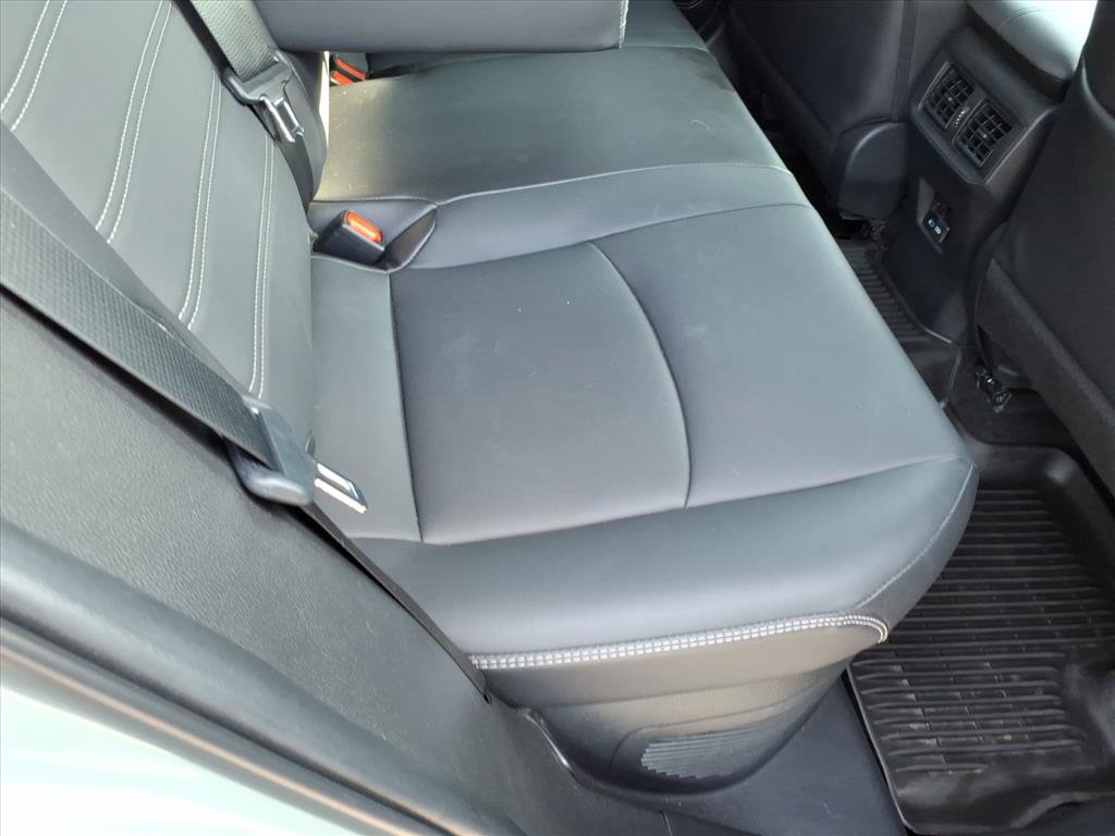Used 2022 Toyota RAV4 XLE Premium AWD/4WD image 20