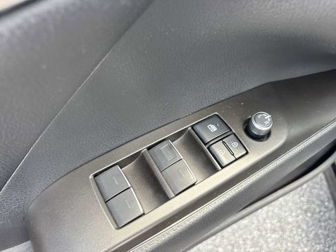 Used 2021 Toyota Camry XSE FWD image 23