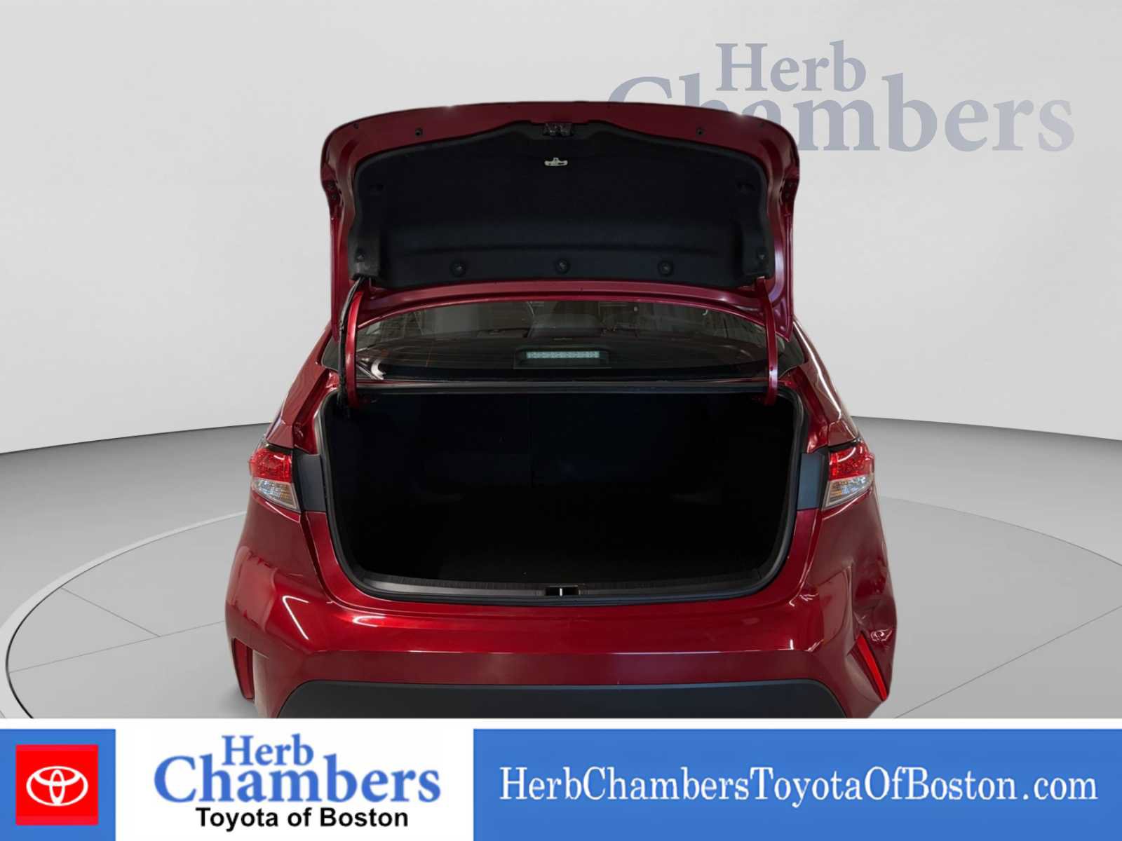 Certified 2024 Toyota Corolla LE FWD image 4