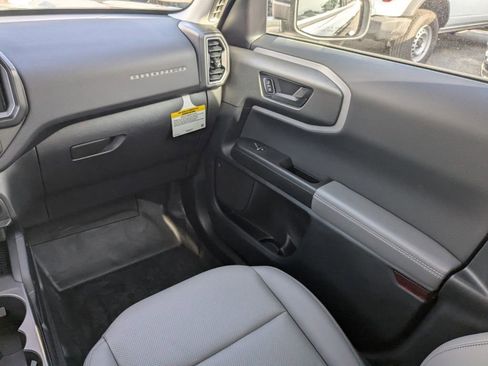 Used 2025 Ford Bronco Sport Badlands image 17