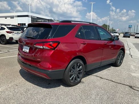 Used 2024 Chevrolet Equinox RS AWD/4WD image 25