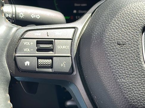 Used 2023 Honda CR-V Sport image 16