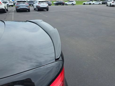 Used 2018 BMW 530i RWD image 12