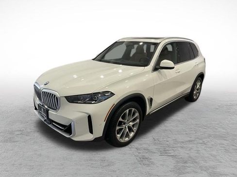 Used 2024 BMW X5 xDrive40i w/ Premium Package AWD/4WD image 1