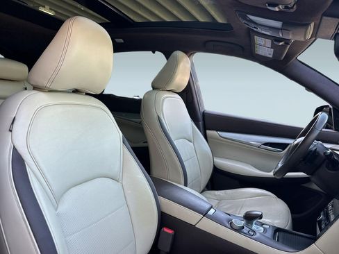 Used 2019 INFINITI QX50 Essential w/ Sensory Package AWD/4WD image 27