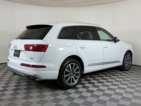 Used 2018 Audi Q7 3.0T Prestige image 9