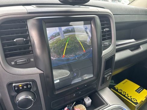 Used 2021 RAM 1500 Express RWD image 2