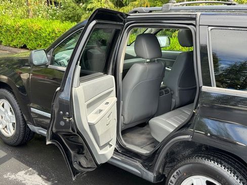 Used 2007 Jeep Grand Cherokee Laredo RWD image 11