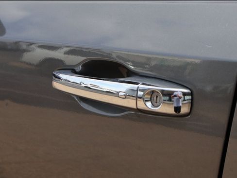 Used 2012 Dodge Journey Crew image 20