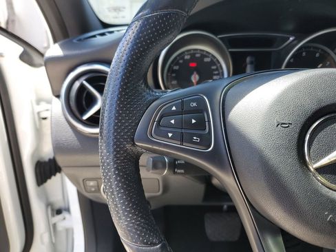 Used 2019 Mercedes-Benz GLA 250 GLA 250 image 23