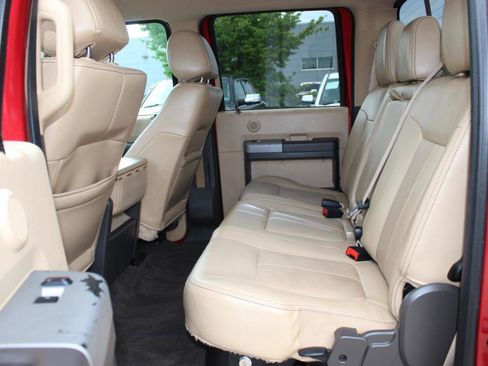 Used 2015 Ford F350 Lariat w/ Lariat Interior Package AWD/4WD image 15
