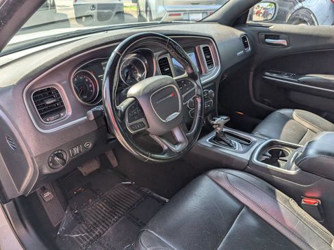 Used 2020 Dodge Charger SXT w/ Leather Interior Group RWD image 12