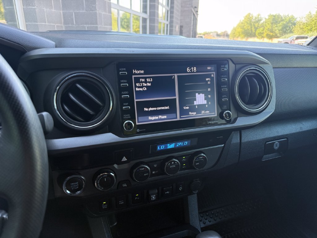 Used 2022 Toyota Tacoma TRD Sport w/ Technology Package AWD/4WD image 26