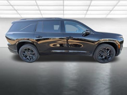 New 2026 Chevrolet Traverse RS w/ LPO, Floor Liner Package AWD/4WD image 34