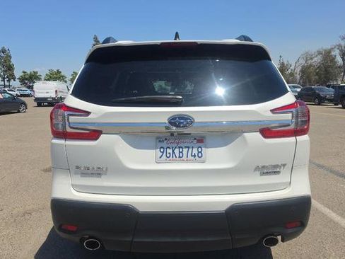 Used 2023 Subaru Ascent Limited w/ Technology Package AWD/4WD image 5