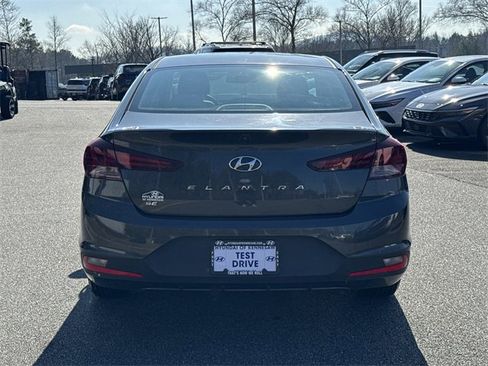 Used 2020 Hyundai Elantra SE w/ Cargo Package (C1) image 6