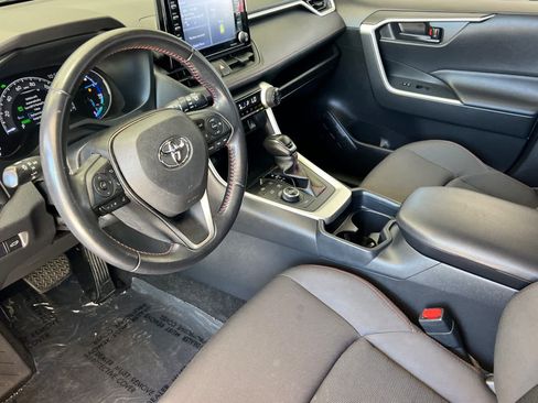 Used 2021 Toyota RAV4 SE AWD/4WD image 11