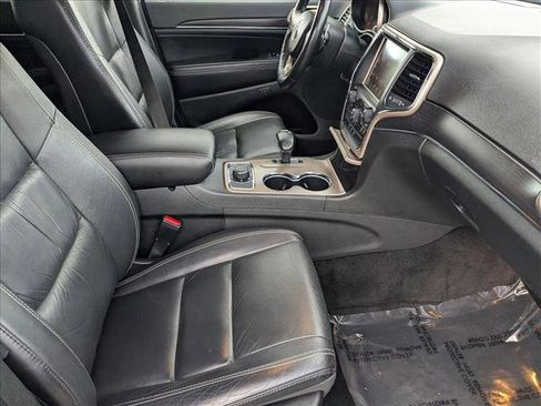 Used 2014 Jeep Grand Cherokee Limited image 22