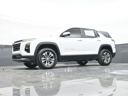 New 2026 Chevrolet Equinox LT FWD image 60