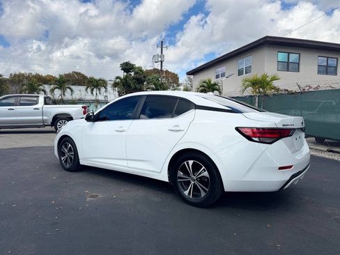 Used 2022 Nissan Sentra SV image 7
