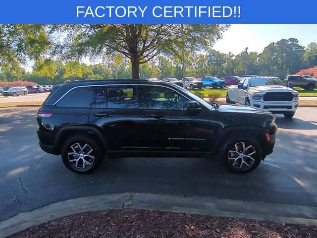 Used 2026 Jeep Grand Cherokee Limited AWD/4WD image 6