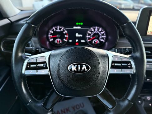 Used 2020 Kia Telluride SX w/ SX Prestige Package image 38