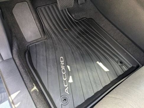 Certified 2024 Honda Accord EX image 28