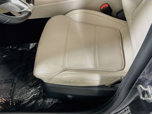 Used 2022 Mercedes-Benz C 300 4MATIC Sedan image 19