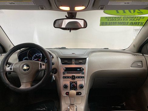 Used 2011 Chevrolet Malibu LS image 16