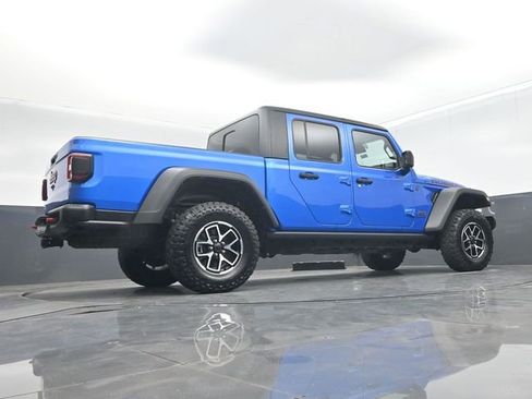 Used 2024 Jeep Gladiator Rubicon w/ Technology Group image 53