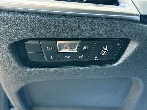 Used 2025 BMW 430i Convertible RWD image 11