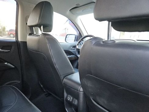 Used 2019 GMC Canyon Denali image 11